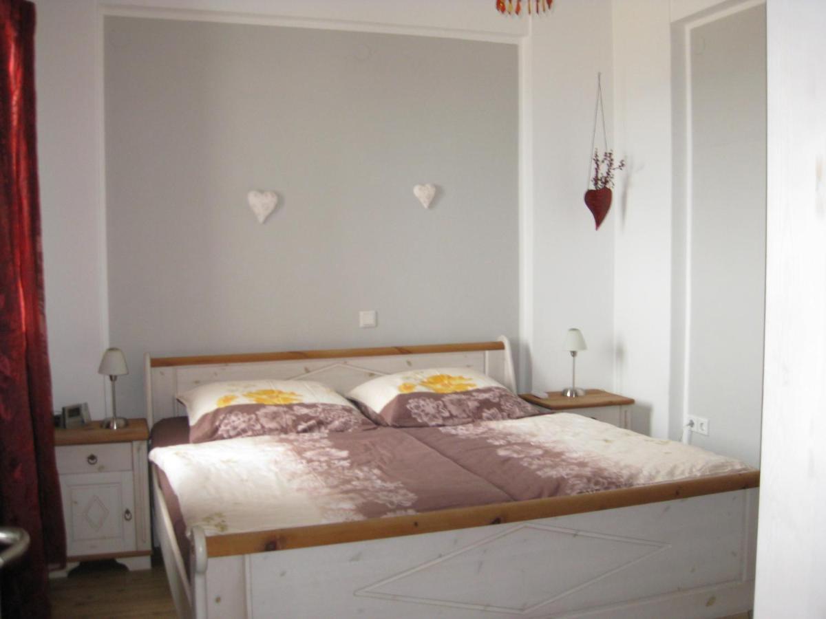 Astra-Ferienhaus Mit Grosser Dachterrasse Und Top-Ausstattung In Nas Armenistis  Exteriér fotografie